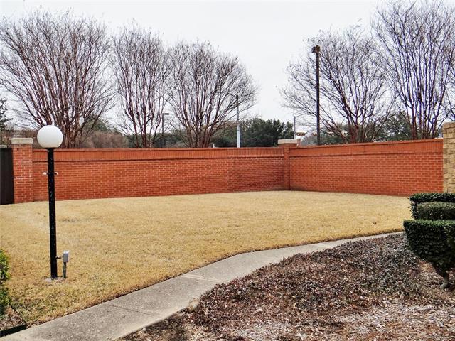 Building Photo - 517 Ranch Trail