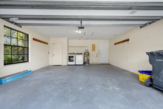 Building Photo - 13511 Jonquil Pl