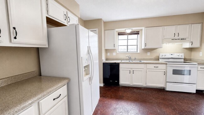 Building Photo - Spacious 3-bedroom, 2-bath rental offering 1,580 square feet in Schertz!