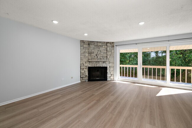 Building Photo - 15717 Orlan Brook Dr