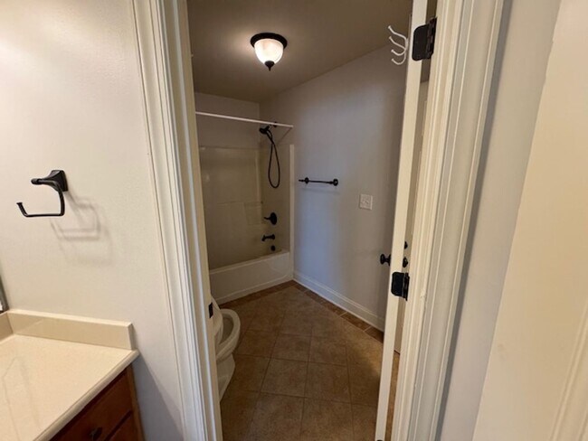 Building Photo - Eagle Ridge Golf Club!