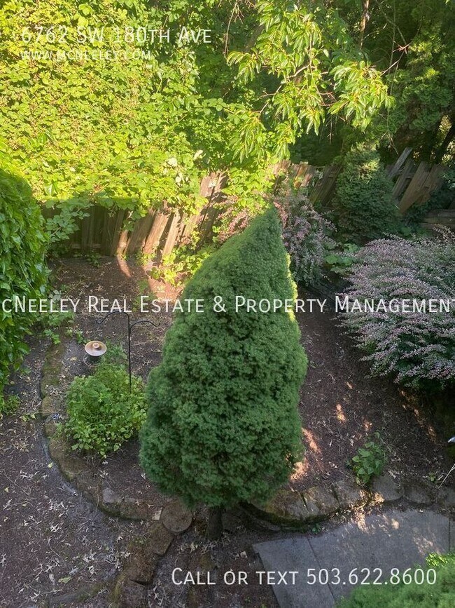 Building Photo - 6762 SW 180th Ave