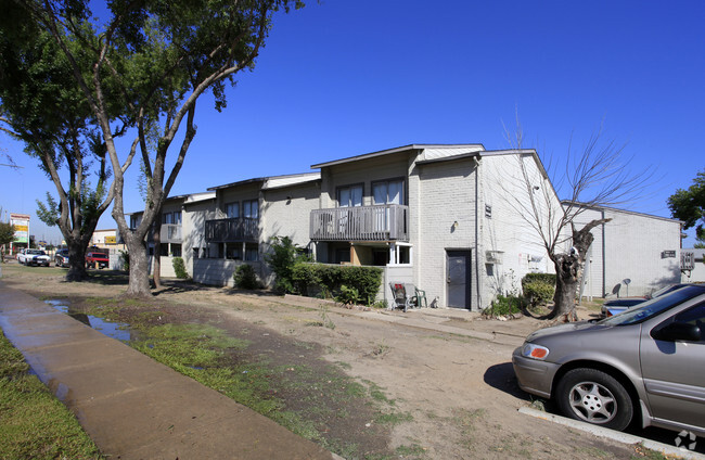 Building Photo - Southwest Terrace Apartments