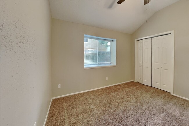 Building Photo - 13215 Noble Crest Dr