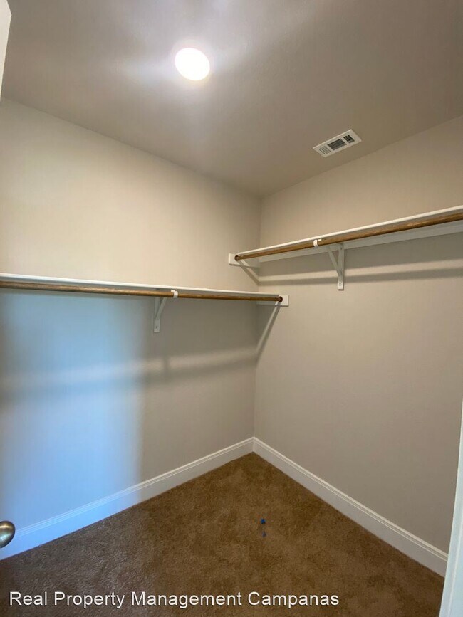 Building Photo - 3 br, 2 bath House - 13000 Reed Meadows