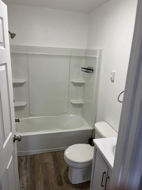 Building Photo - 418 W Webster St