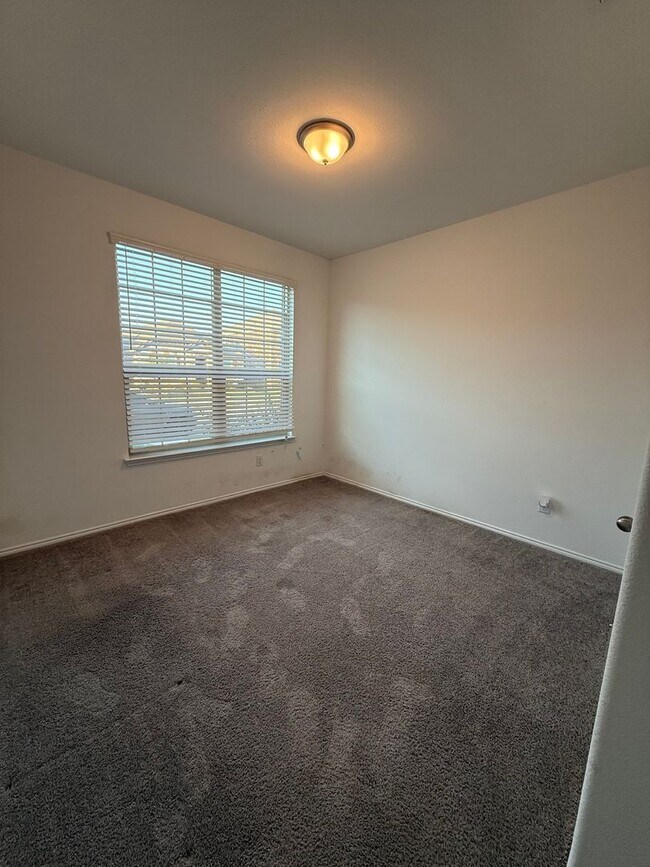 Building Photo - Great 3 bedroom in Providence Village Ask about the Move In Special!!