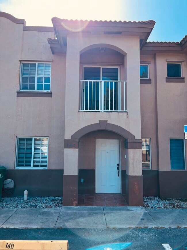 Primary Photo - 11119 W Okeechobee Rd