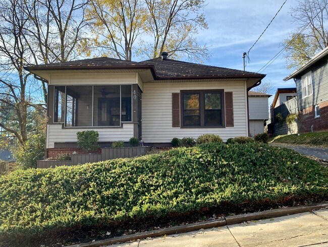 Building Photo - North AVL - Renovated 1920's Home with Separate 1/1 Apartment!