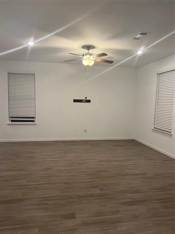 Building Photo - 5414 Balerna St