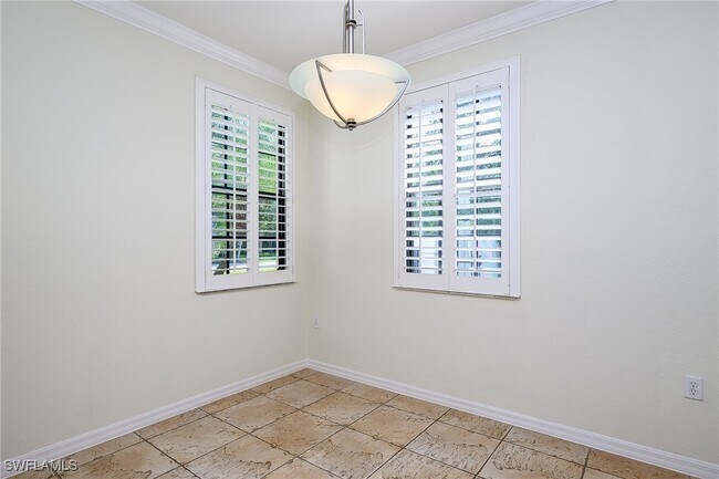 Building Photo - 15056 Summit Pl Cir