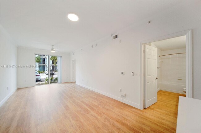 Building Photo - 10170 SW 7th St