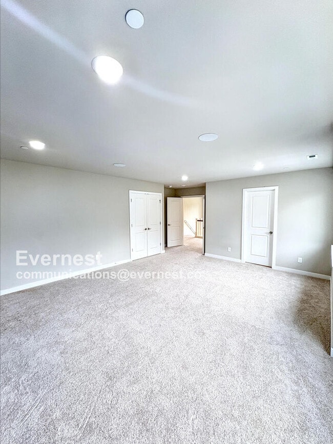 Building Photo - 16009 SE 141st Pl
