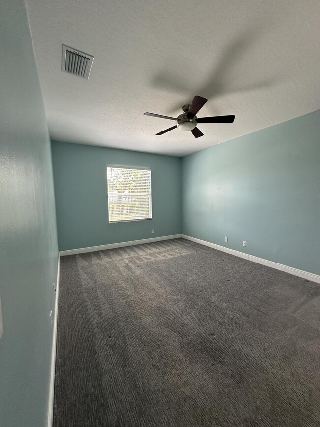 Building Photo - 4010 Caparosa Cir