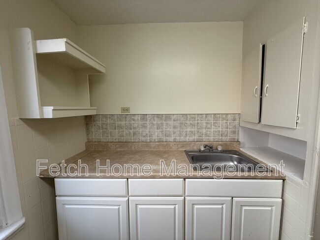 Building Photo - 357 S 3rd St