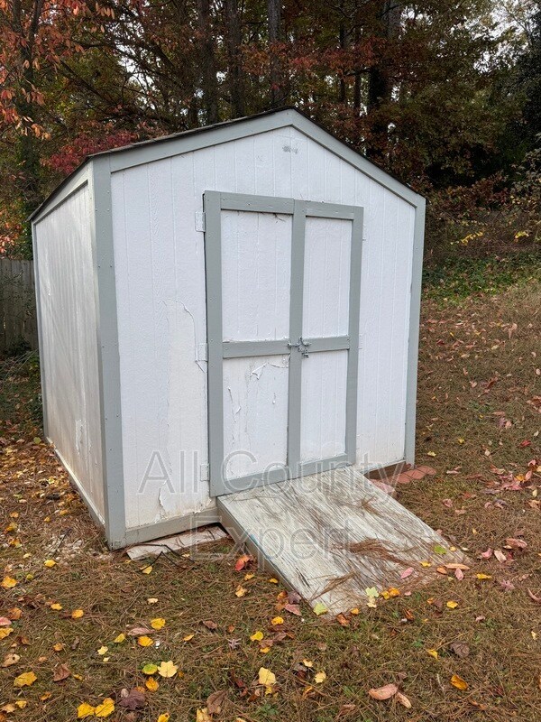 Building Photo - 915 Prestonwood Dr