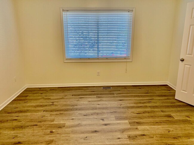 Building Photo - Hiram Rental