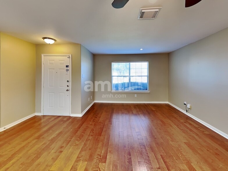 Building Photo - 4403 Thistle Pond Ct