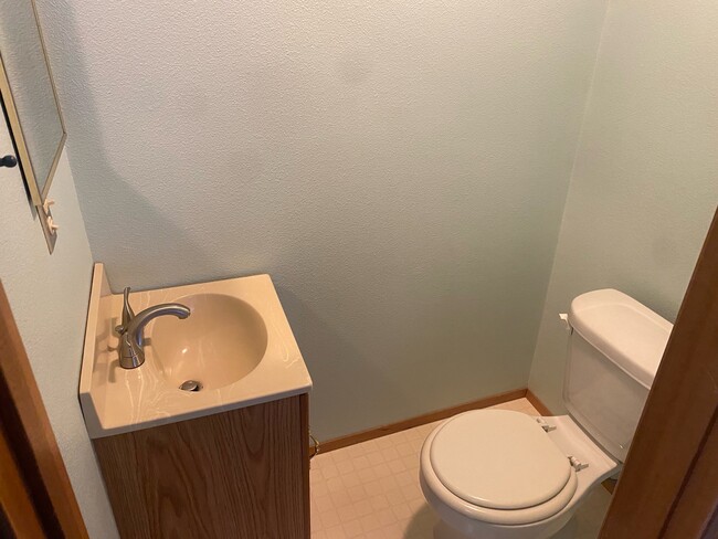 Building Photo - 934 Starfish Ct SW