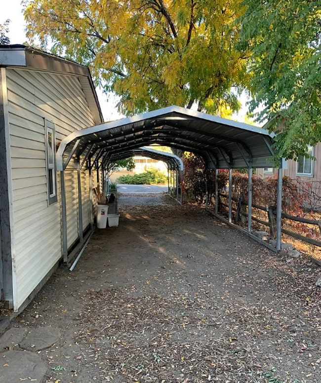 Building Photo - Charming 3-Bed, 2-Bath Home in Garden City