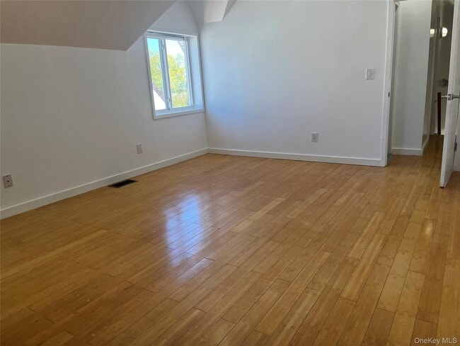 Building Photo - 43-12-43157 157th St