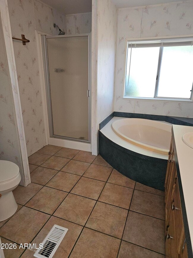 Building Photo - 5283 E Brickey Dr