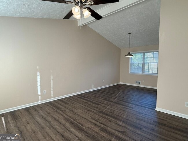 Building Photo - 10111 Settlers Grove Rd NE