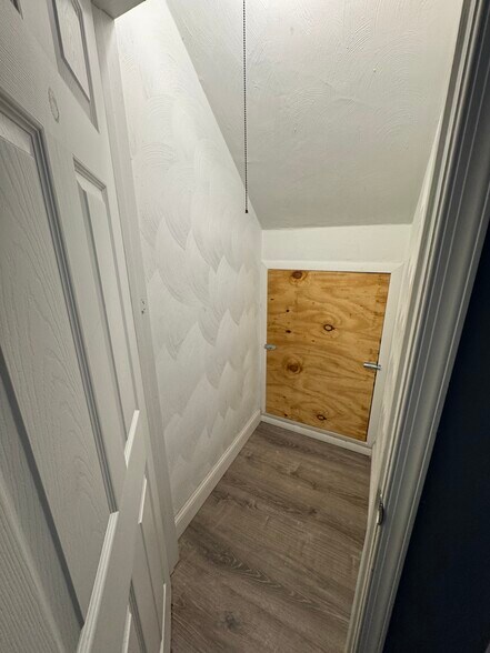 Building Photo - 633 Pine Bnd