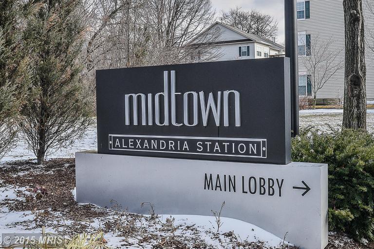 Building Photo - 2451 Midtown Ave