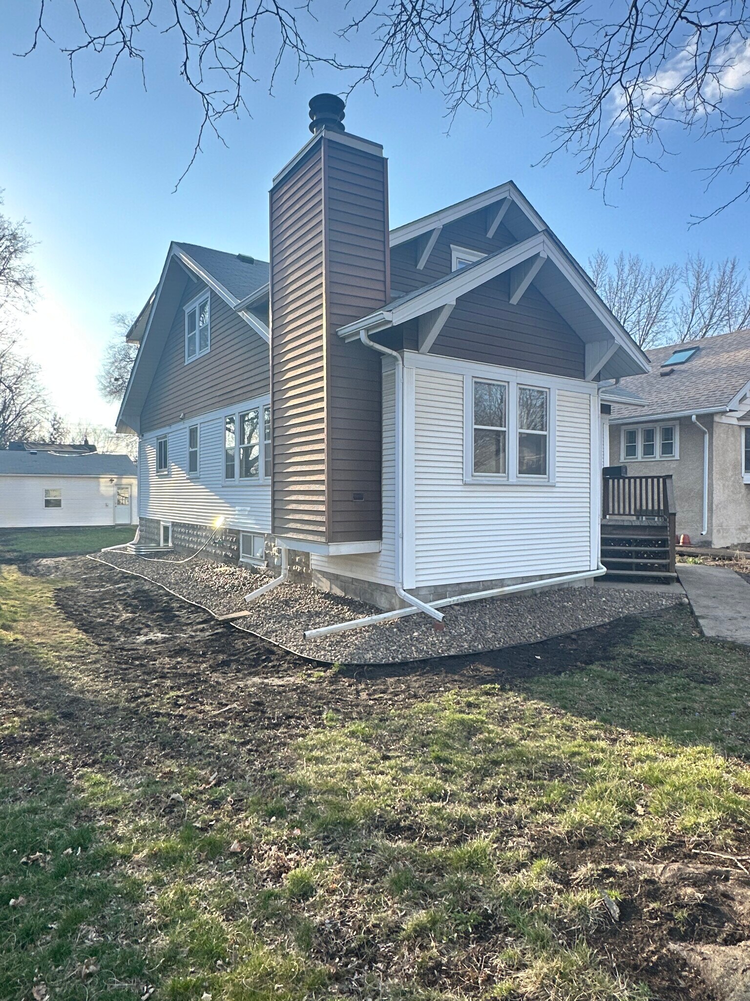 Building Photo - 901 21st Ave SE