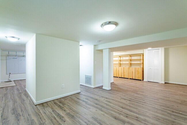 Building Photo - Lovely and Updated 4 Bedroom 2 Bath Cape C...
