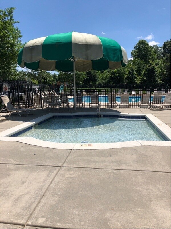 Building Photo - 14008 Lyon Hill Ln