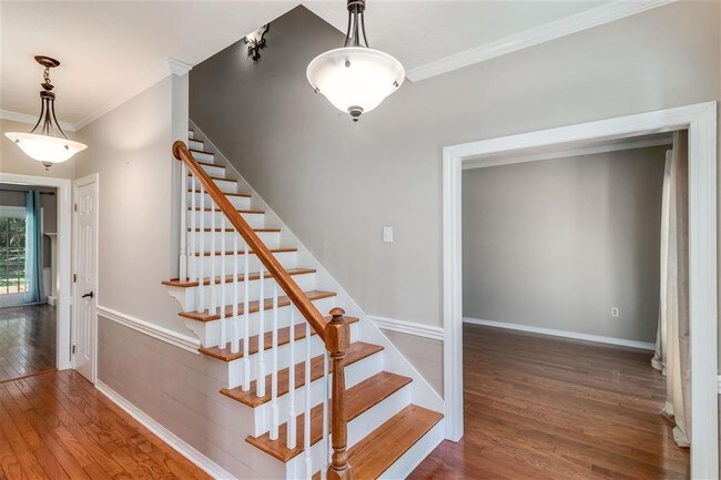 Building Photo - 307 Long Cove Dr