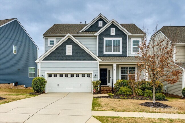 Primary Photo - 327 Hawks Creek Pkwy