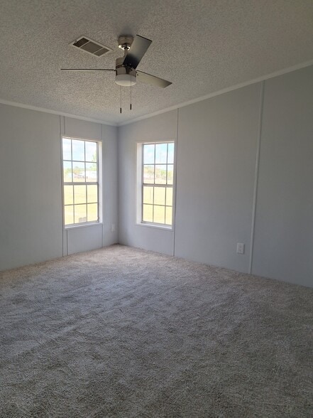 Building Photo - 4452 Roundup Dr