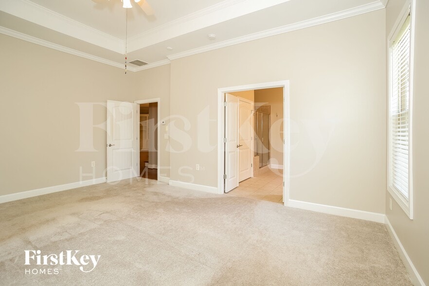 Building Photo - 207 Hickory Nut Ln