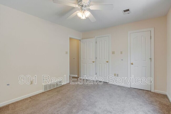 Building Photo - 1554 Kirby Parkway