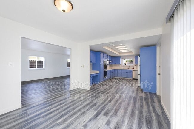 Building Photo - 19111 Carp Cir