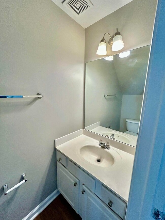 Building Photo - 1042 Prestwyck Ct