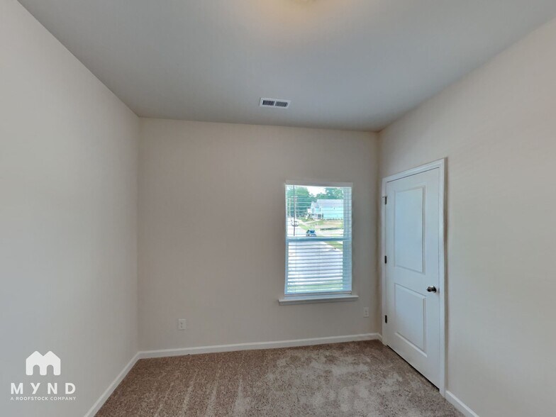 Building Photo - 7130 Amberhouse Dr