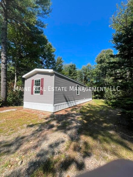 Primary Photo - 135 Penney Ln