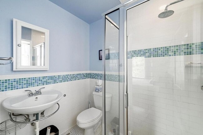 Building Photo - 3408 Bonnie Rd