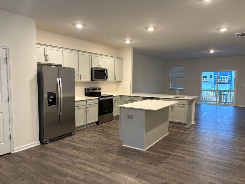 Building Photo - 766 Dorset Strm Dr