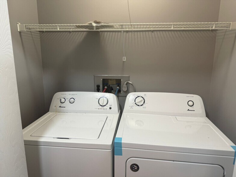 Building Photo - 2347 Ferguson Rd