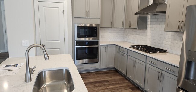 Building Photo - 4339 Laurel Pond Wy