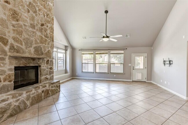 Building Photo - 19421 Brent Knoll Dr