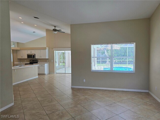 Building Photo - 2063 Imperial Cir