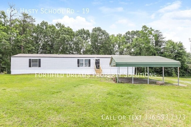 Building Photo - 604 Hasty School Rd