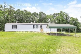 Building Photo - 604 Hasty School Rd