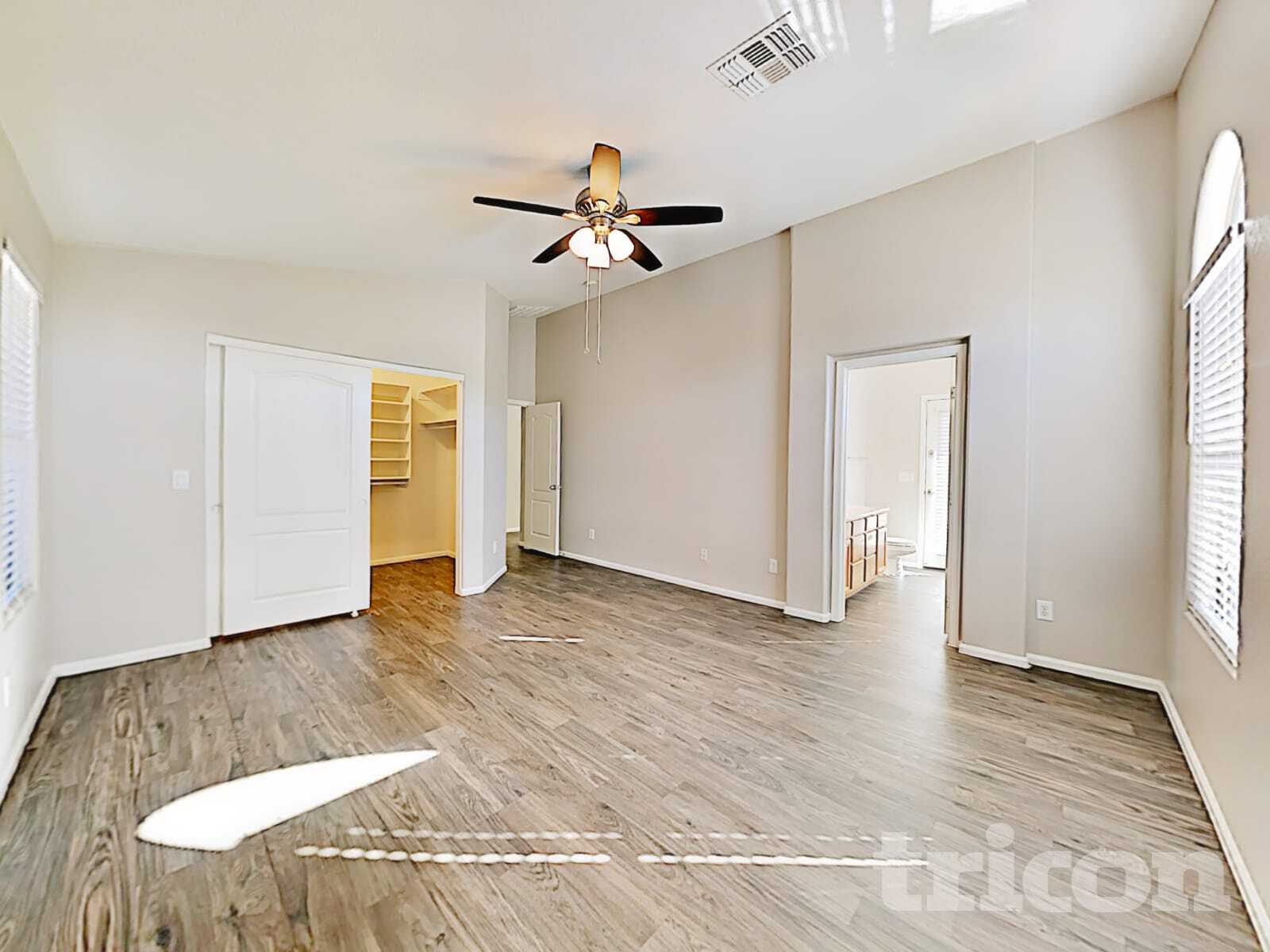 Building Photo - 8126 S Jenna Ln